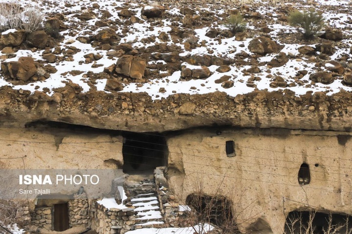 طبیعت برفی روستای دستکند میمند