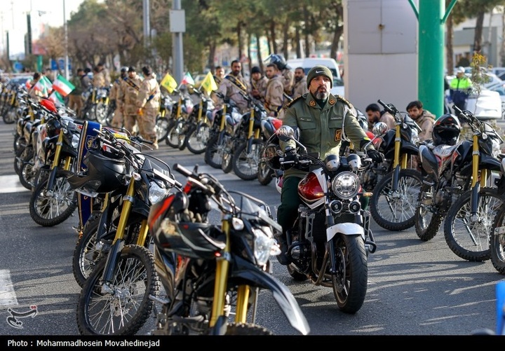رژه موتوری به مناسبت آغاز دهه فجر انقلاب اسلامی