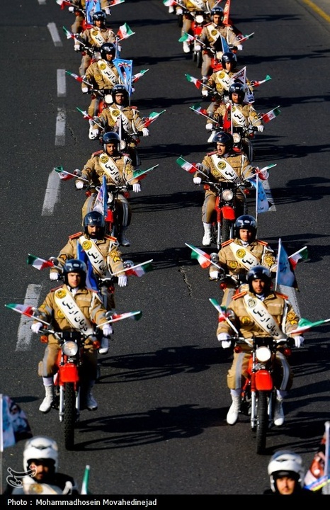 رژه موتوری به مناسبت آغاز دهه فجر انقلاب اسلامی