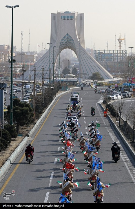 رژه موتوری به مناسبت آغاز دهه فجر انقلاب اسلامی
