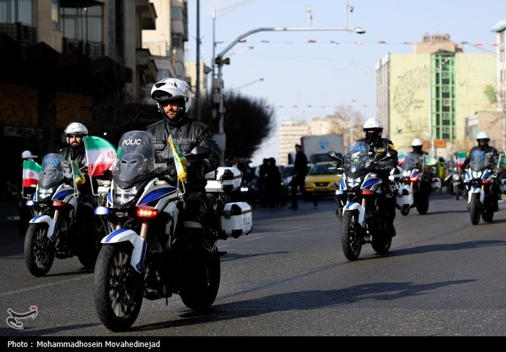 رژه موتوری به مناسبت آغاز دهه فجر انقلاب اسلامی