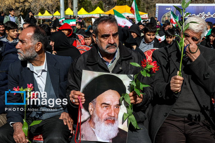 مراسم گرامیداشت آغاز دهه فجر