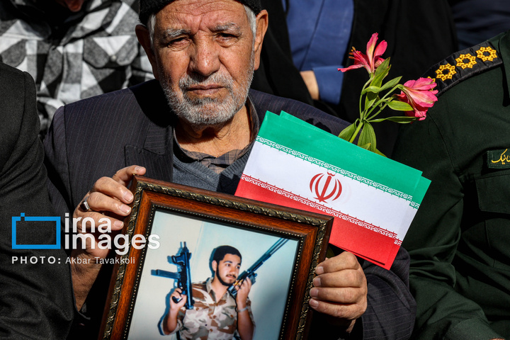 مراسم گرامیداشت آغاز دهه فجر