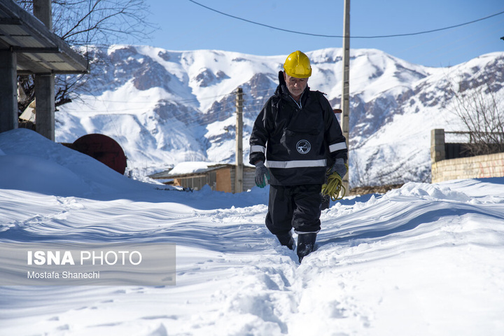 فعالیت "سیم‌بانان" در ارتفاعات برفی بابل
