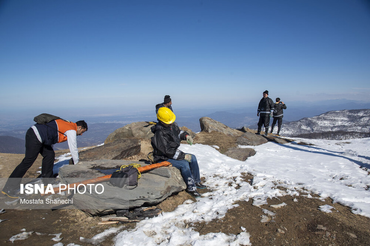 فعالیت "سیم‌بانان" در ارتفاعات برفی بابل