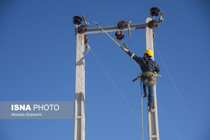 فعالیت "سیم‌بانان" در ارتفاعات برفی بابل