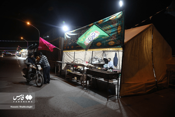 آماده‌سازی مواکب برای جشن نیمه شعبان