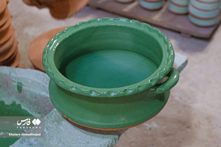 کارگاه تولید «گَمَج» در گیلان