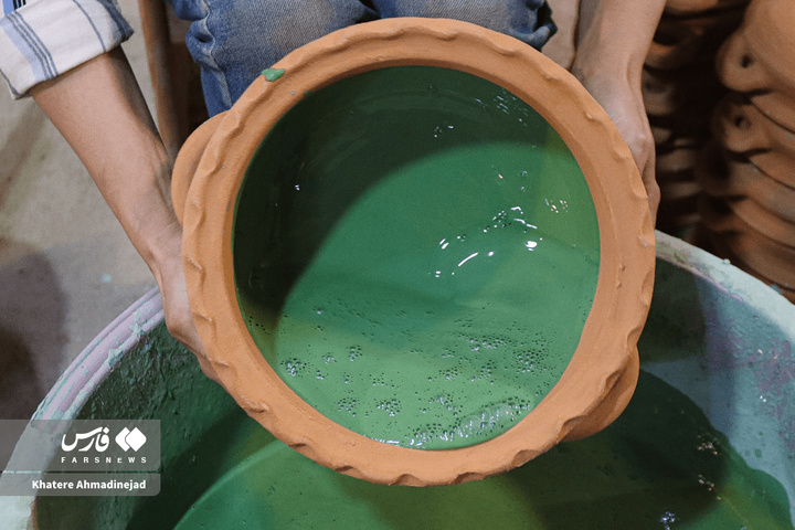 کارگاه تولید «گَمَج» در گیلان