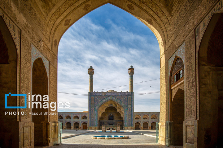 رطوبت بلای مسجد جامع عتیق اصفهان