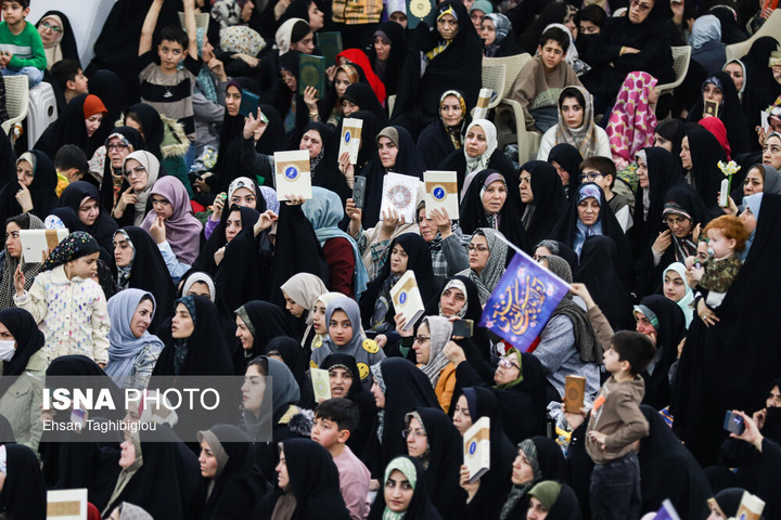 تجمع حمایت از قرآن در زنجان