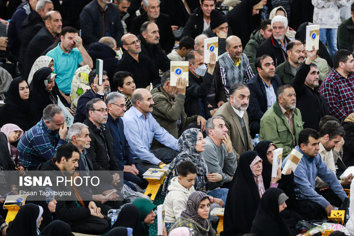 تجمع حمایت از قرآن در زنجان