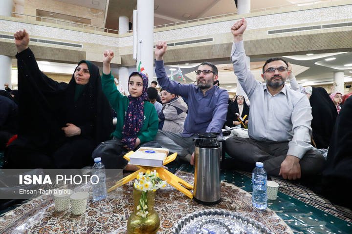 تجمع حمایت از قرآن در زنجان