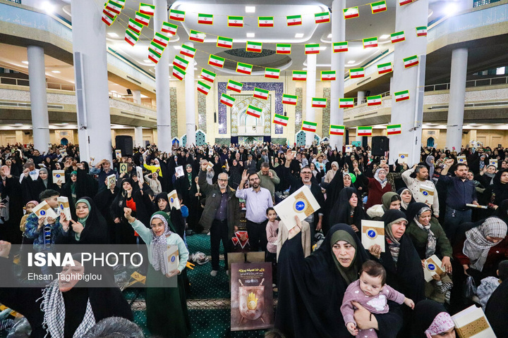 تجمع حمایت از قرآن در زنجان