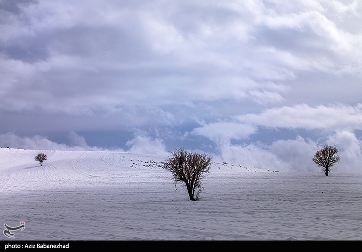 بارش برف در مناطق سردسیر خرم اباد