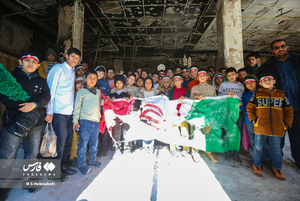 بوم‌گردی انقلاب در یزد