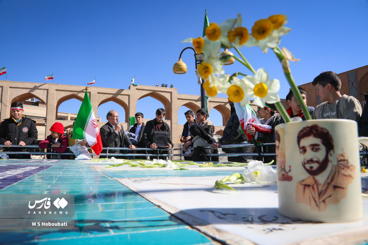 بوم‌گردی انقلاب در یزد