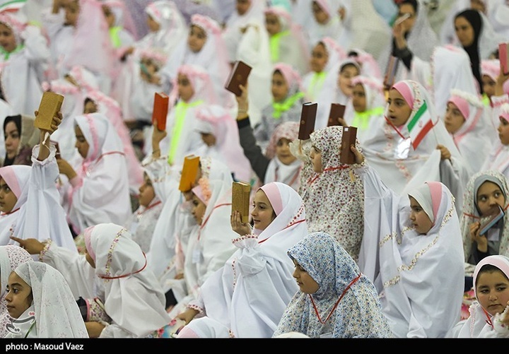 جشن تکلیف 5 هزار نفری فرشته‌ها در تبریز