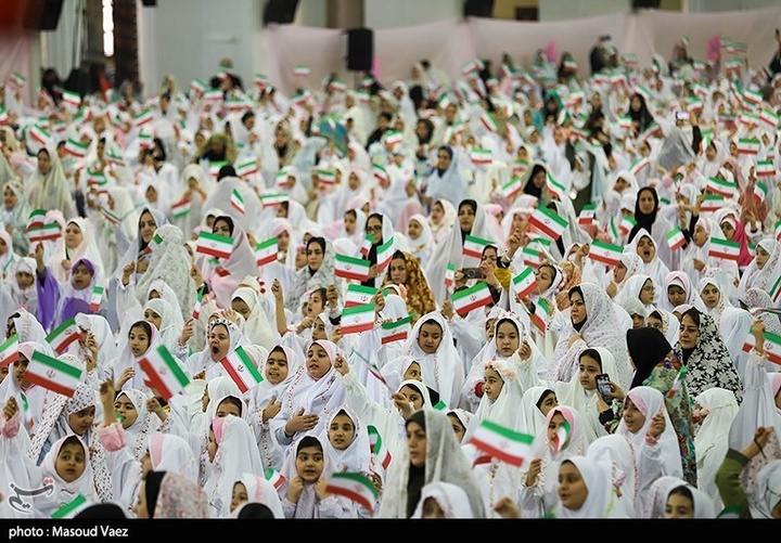 جشن تکلیف 5 هزار نفری فرشته‌ها در تبریز