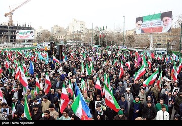 راهپیمایی ۲۲ بهمن در مشهد