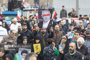 راهپیمایی ۲۲ بهمن در تهران - ۱