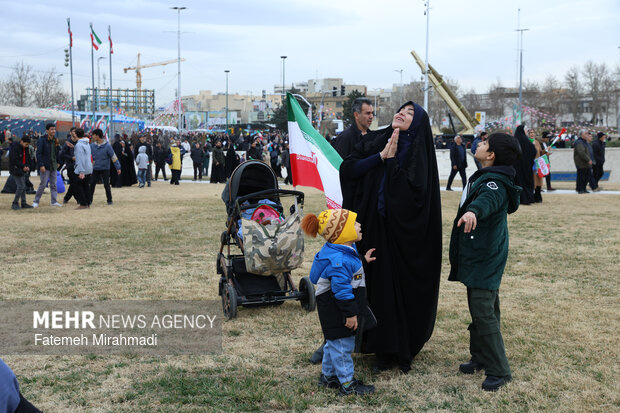 راهپیمایی ۲۲ بهمن در تهران
