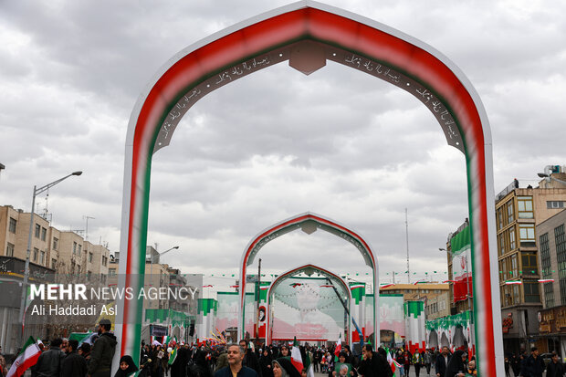راهپیمایی ۲۲ بهمن در تهران