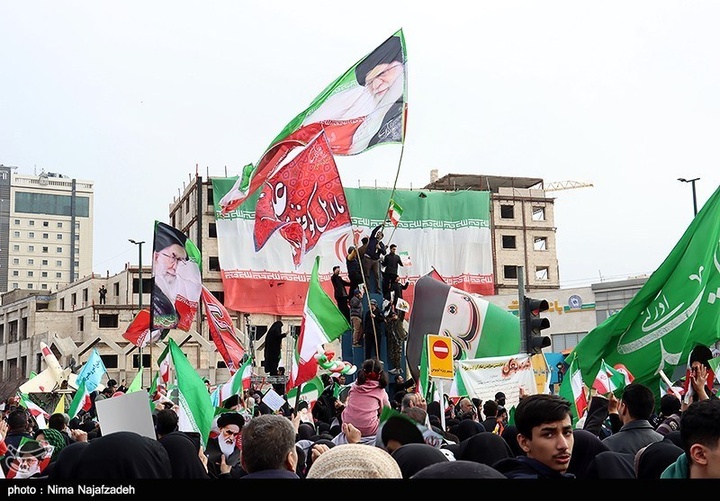 راهپیمایی 22 بهمن در مشهد