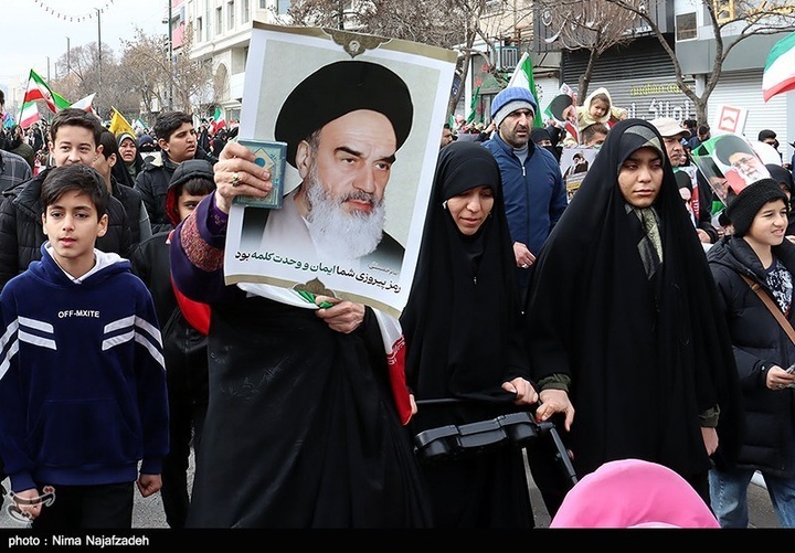 راهپیمایی 22 بهمن در مشهد