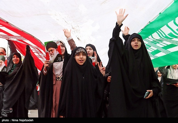 راهپیمایی 22 بهمن در مشهد