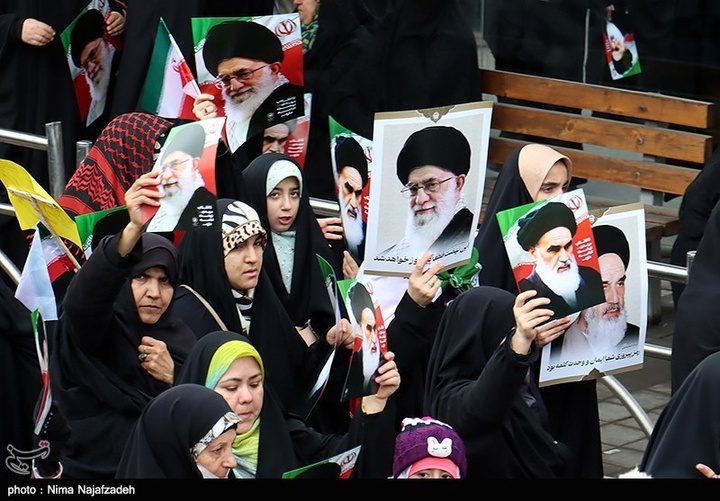 راهپیمایی 22 بهمن در مشهد