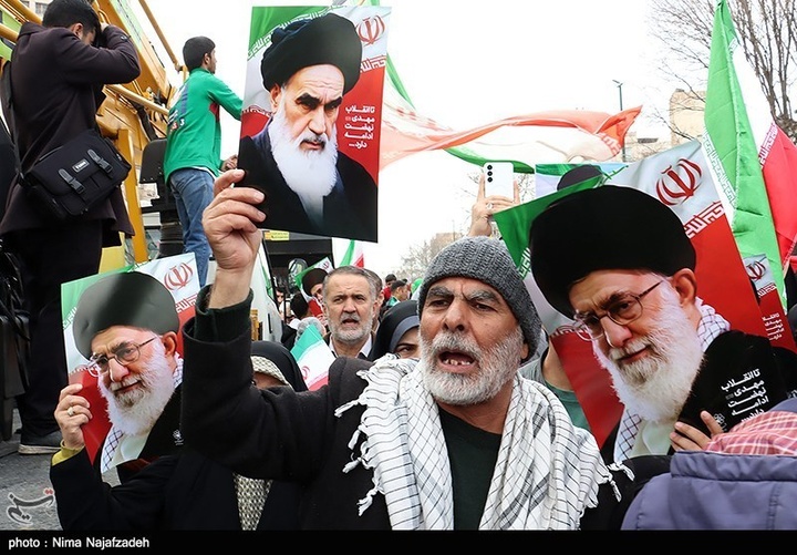 راهپیمایی 22 بهمن در مشهد