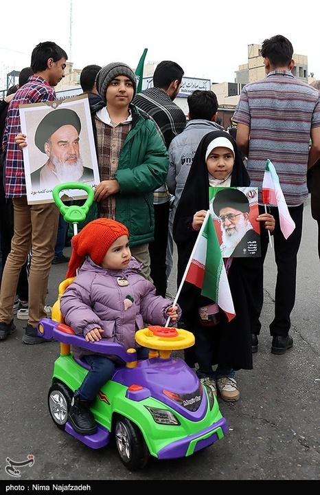 راهپیمایی 22 بهمن در مشهد