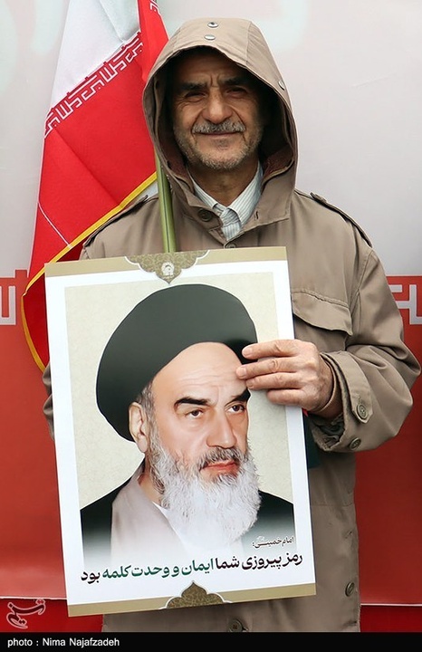 راهپیمایی 22 بهمن در مشهد