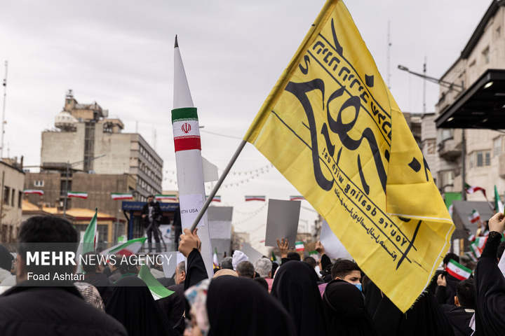 راهپیمایی ۲۲ بهمن در تهران - ۱