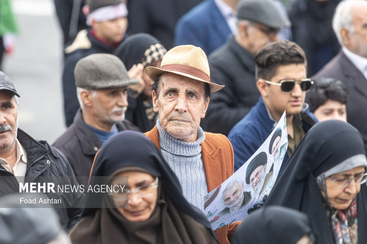 راهپیمایی ۲۲ بهمن در تهران - ۱