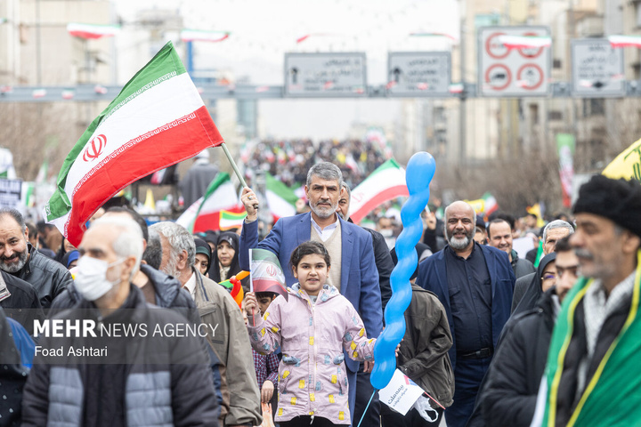 راهپیمایی ۲۲ بهمن در تهران - ۱