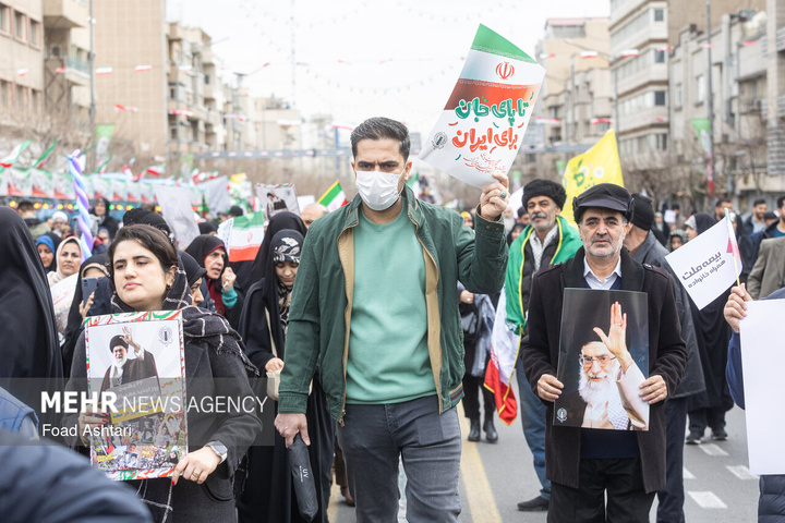 راهپیمایی ۲۲ بهمن در تهران - ۱