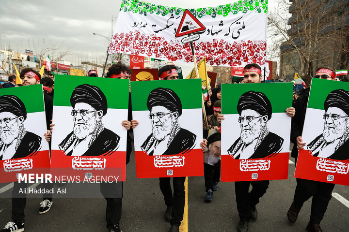 راهپیمایی ۲۲ بهمن در تهران - ۲