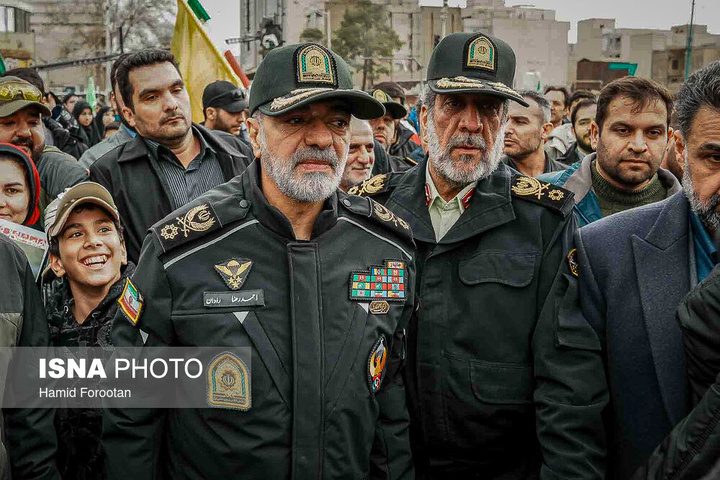 حضور جمعی از مسئولان در راهپیمایی ۲۲ بهمن - تهران