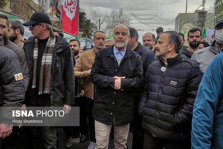 حضور جمعی از مسئولان در راهپیمایی ۲۲ بهمن - تهران