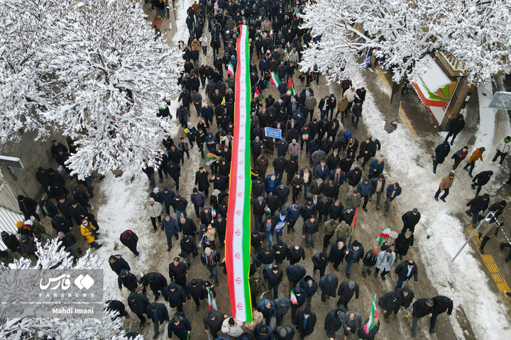 حضور حماسی مردم اهر در ۲۲  بهمنِ برفی