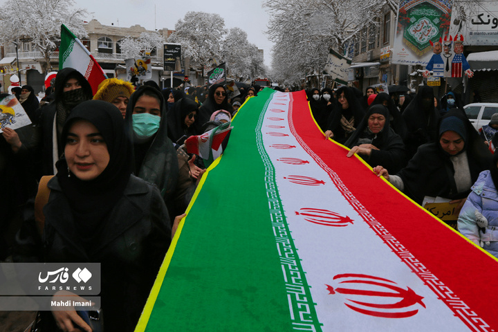 حضور حماسی مردم اهر در ۲۲  بهمنِ برفی