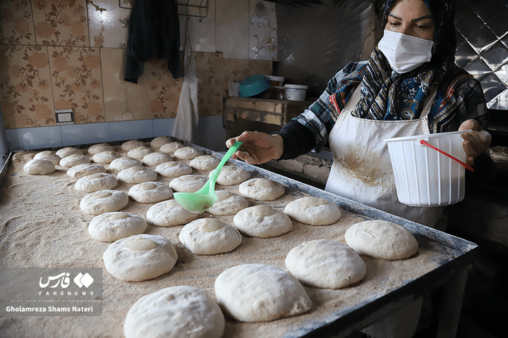 اینجا زنان نان‌آورند