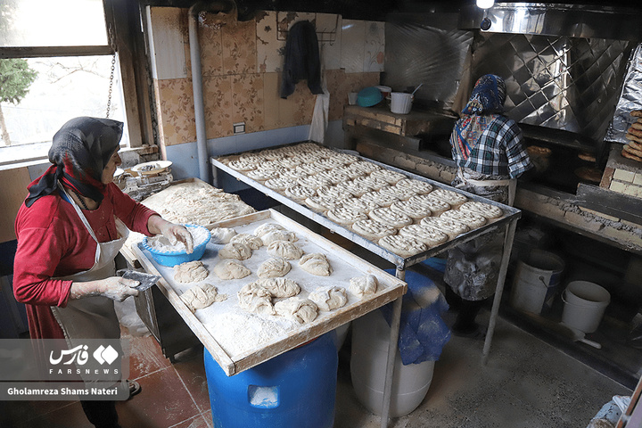 اینجا زنان نان‌آورند