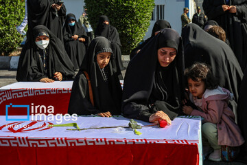 ورود پیکر شهدای دفاع مقدس