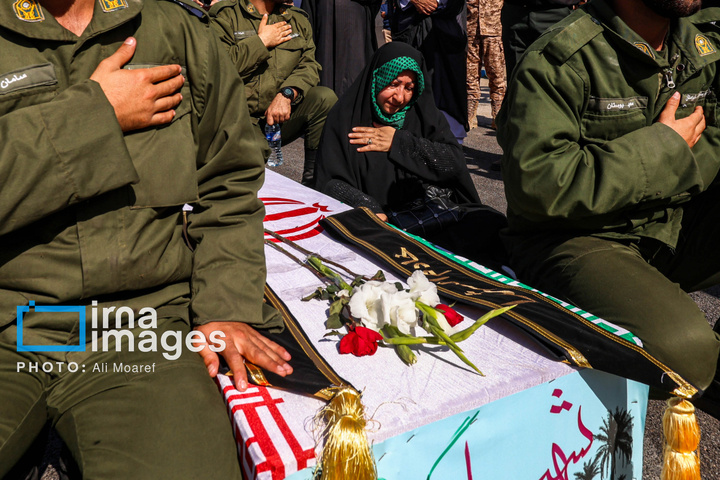 ورود پیکر شهدای دفاع مقدس