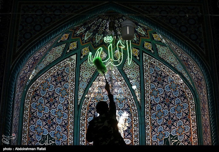 غبارروبی مساجد در آستانه ماه مبارک رمضان - همدان