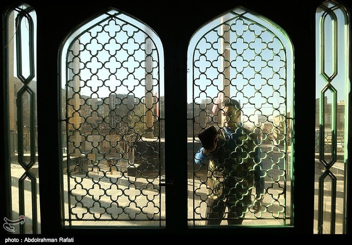 غبارروبی مساجد در آستانه ماه مبارک رمضان - همدان