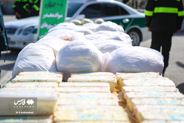 کشف یک تُن مخدر «شیشه» در یزد